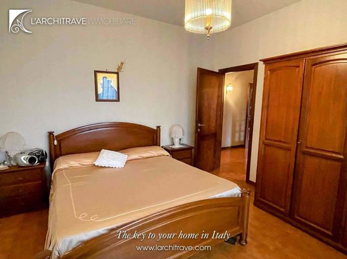 Image No.8-Villa de 4 chambres à vendre à Comano