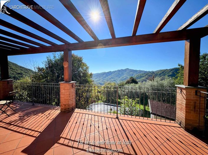 Image No.12-3 Bed Villa for sale