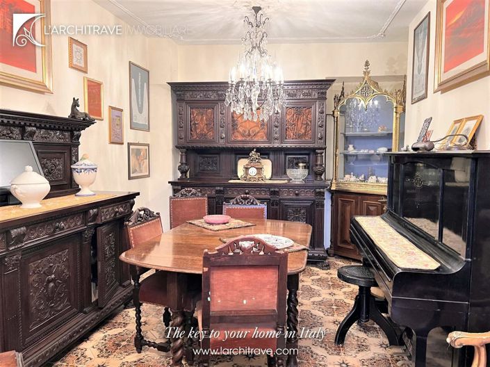 Image No.7-3 Bed Villa for sale