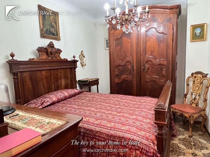 Image No.9-3 Bed Villa for sale