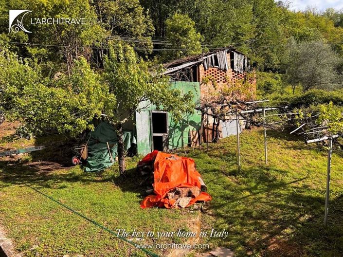 Image No.9-2 Bed House for sale