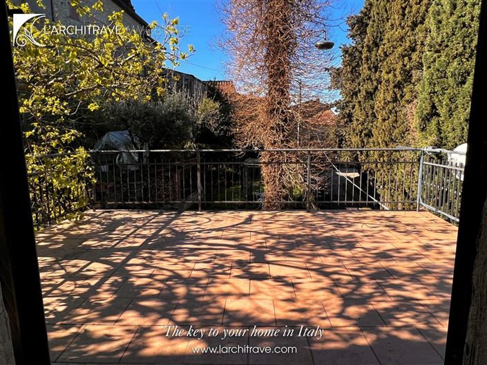 Image No.14-3 Bed House for sale