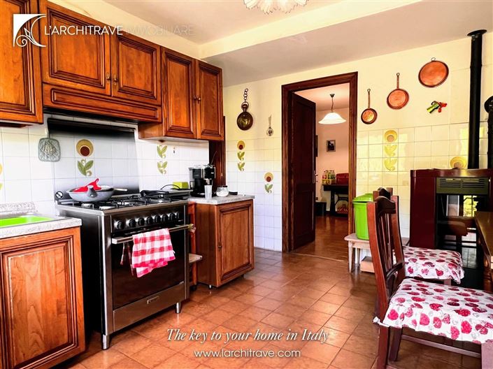 Image No.13-3 Bed House for sale