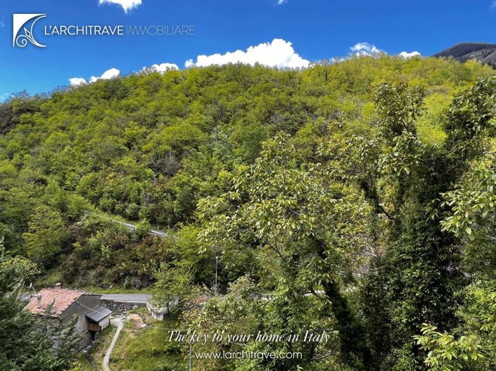 Image No.2-3 Bed House for sale