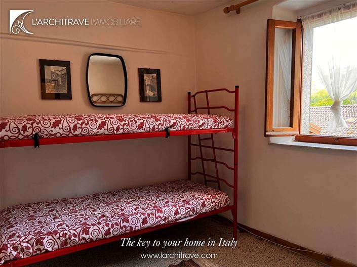 Image No.7-3 Bed House for sale