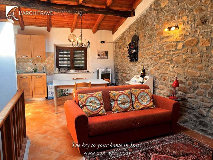 Image No.4-2 Bed House for sale