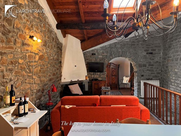 Image No.6-2 Bed House for sale