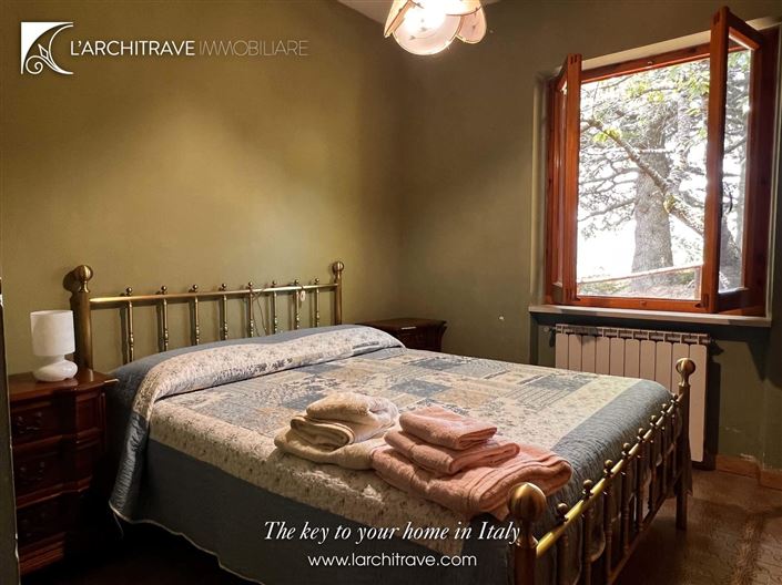 Image No.12-5 Bed Villa for sale