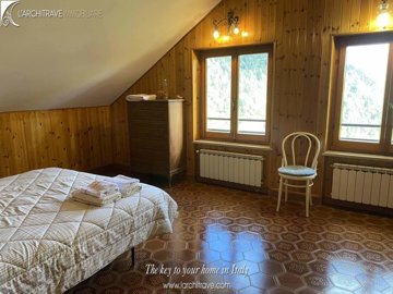 81a97a4b-83ed-3660-db45-757bf22dd7e6