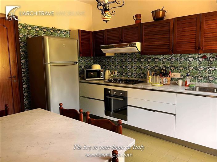 Image No.9-5 Bed Villa for sale