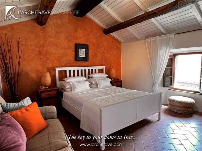 Image No.14-4 Bed House for sale