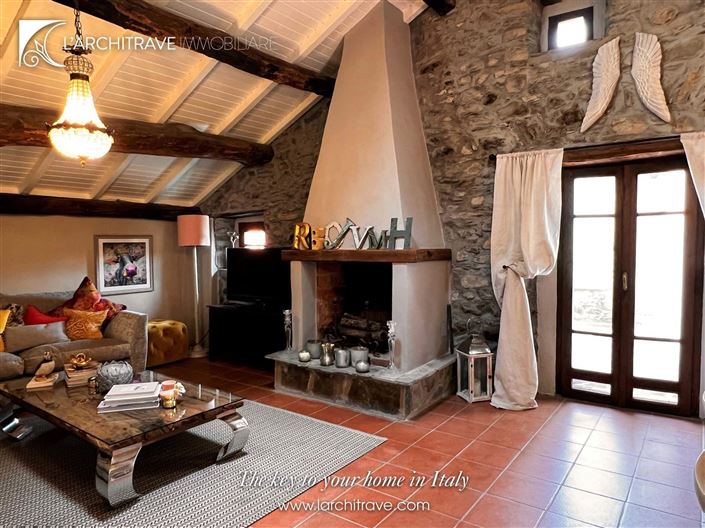 Image No.3-4 Bed House for sale