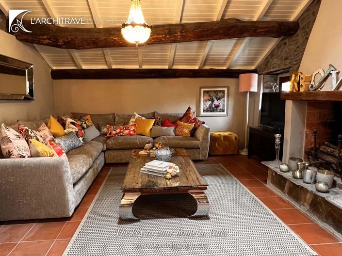 Image No.5-4 Bed House for sale