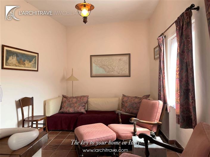 Image No.4-1 Bed House for sale