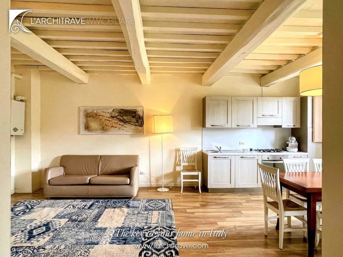 Image No.17-2 Bed House for sale