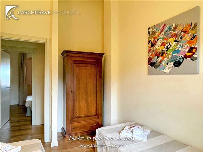 Image No.21-2 Bed House for sale