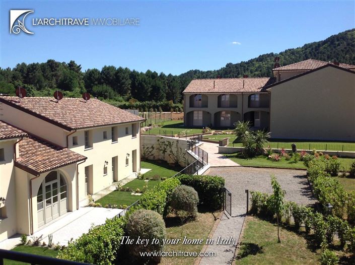 Image No.23-2 Bed House for sale