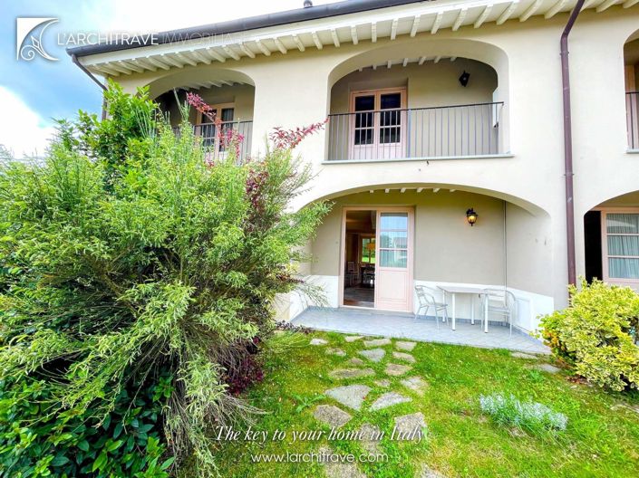 Image No.3-2 Bed House for sale