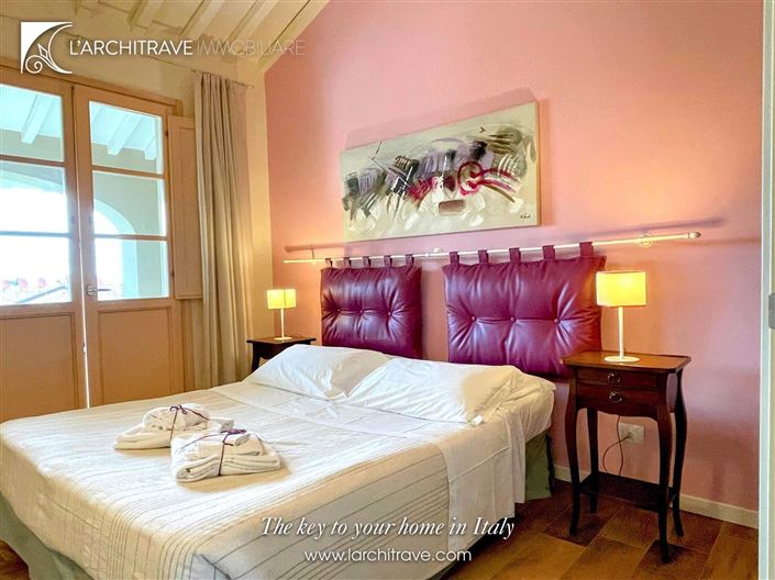 Image No.7-2 Bed House for sale