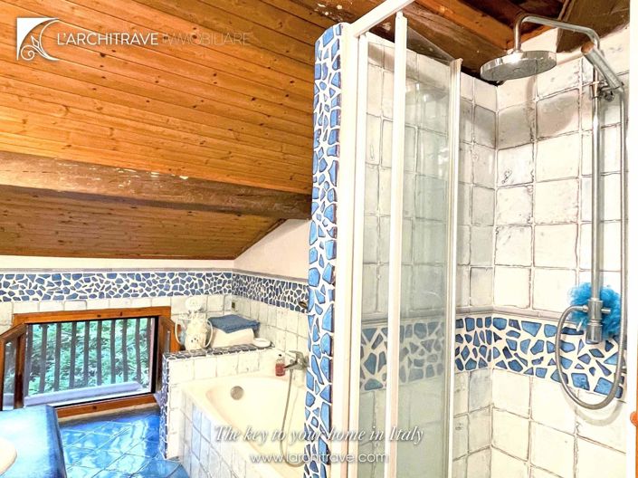 Image No.17-5 Bed Villa for sale