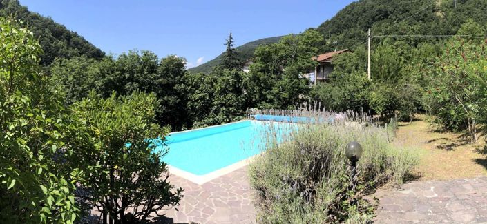 Image No.2-Villa de 6 chambres à vendre à Licciana Nardi