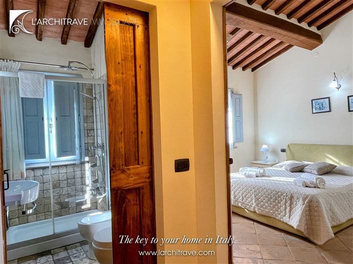 Image No.10-1 Bed House for sale