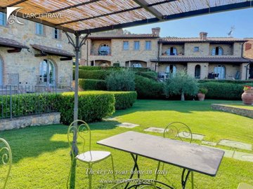 7a2447dd-e441-7945-8729-4929b7ffb6af