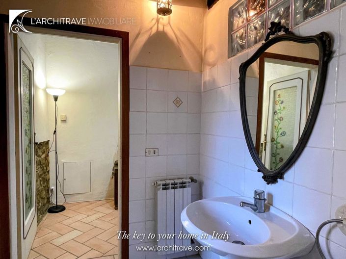 Image No.14-1 Bed House for sale