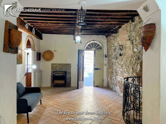 Image No.4-1 Bed House for sale