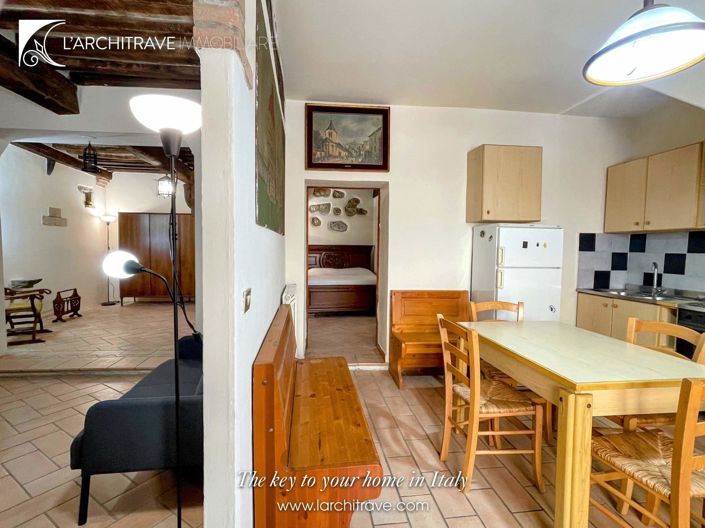 Image No.8-1 Bed House for sale