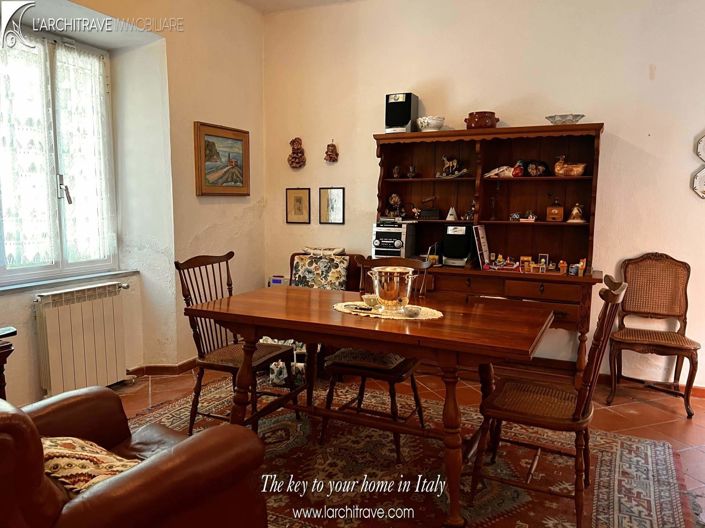 Image No.5-4 Bed House for sale