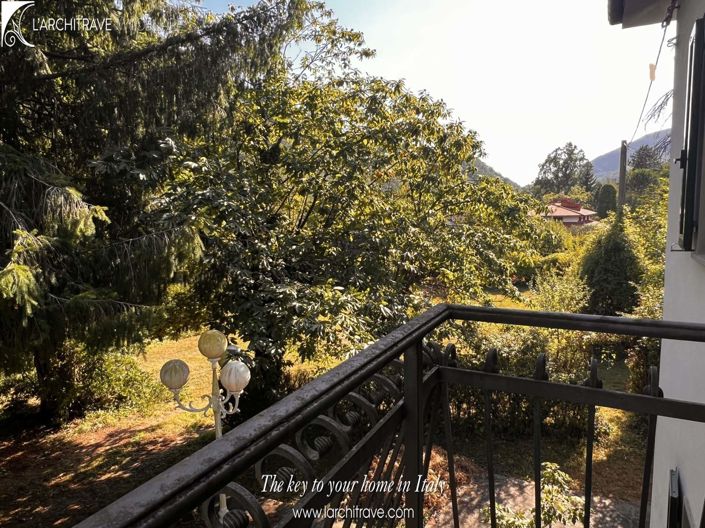 Image No.9-4 Bed House for sale