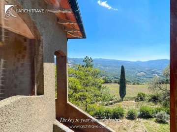 1 - Pomarance, Maison