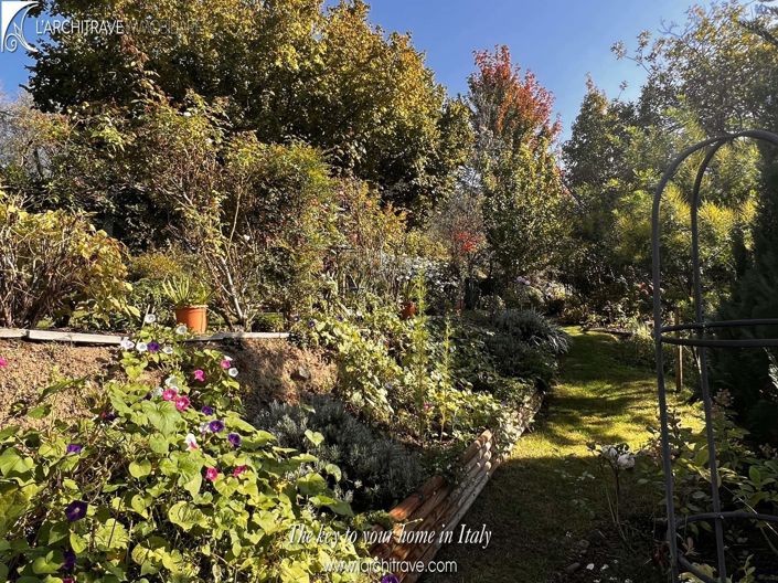 Image No.14-3 Bed Villa for sale