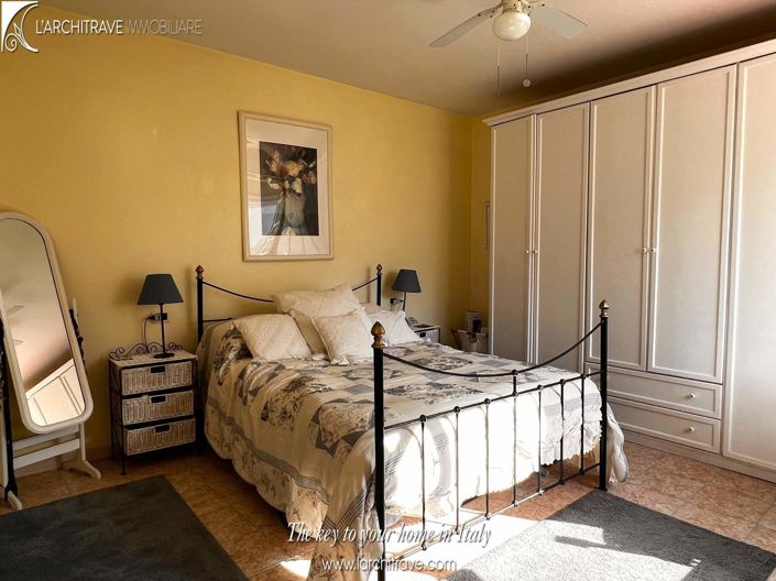 Image No.9-3 Bed Villa for sale