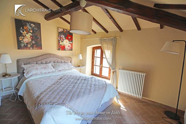 Image No.6-1 Bed House for sale