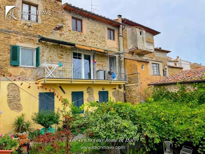 Image No.3-2 Bed House for sale