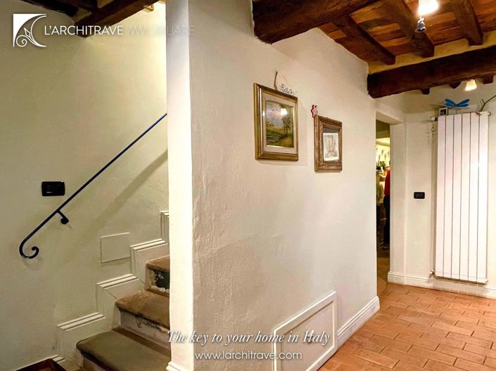 Image No.7-2 Bed House for sale