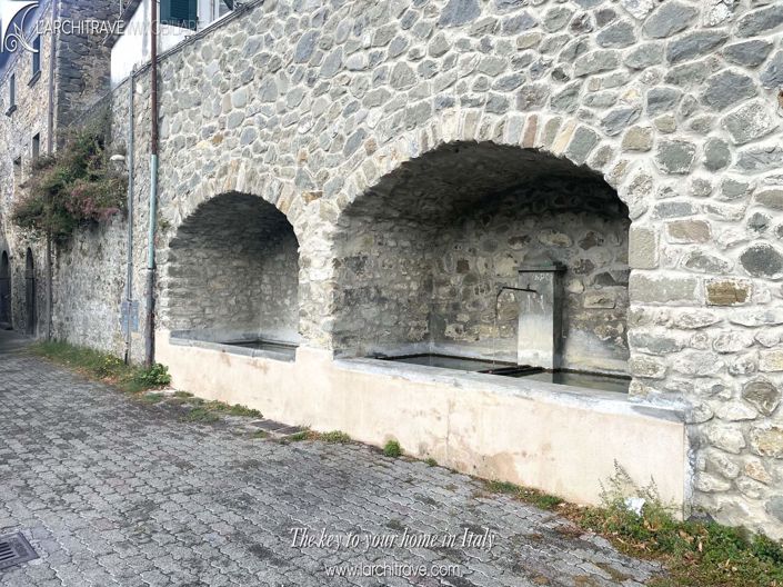 Image No.26-Villa de 4 chambres à vendre à Licciana Nardi