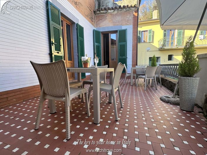 Image No.4-7 Bed Villa for sale