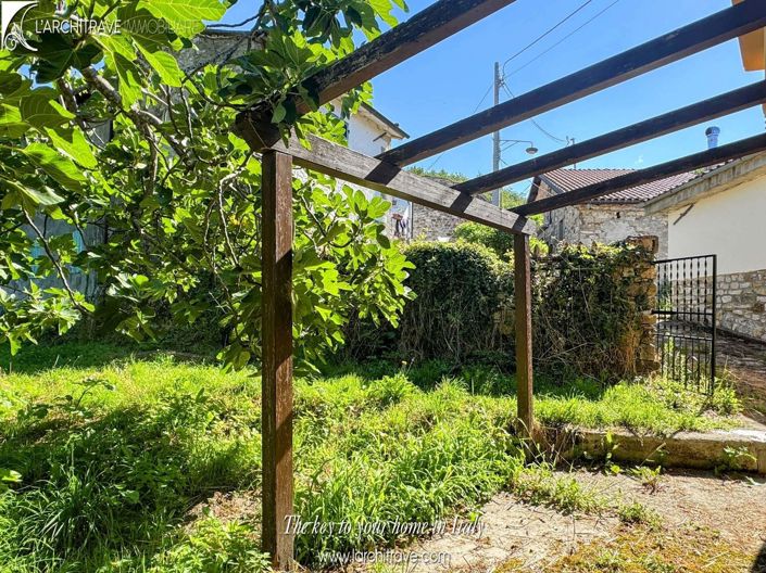 Image No.11-2 Bed House for sale