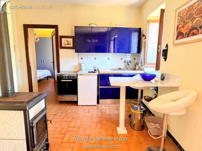 Image No.6-2 Bed House for sale