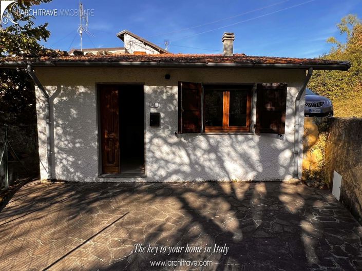 Image No.10-2 Bed House for sale