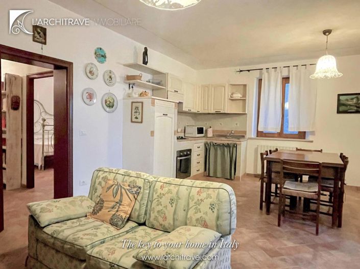 Image No.15-5 Bed House for sale