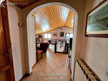 2b23f8a8-d7da-5ca4-a739-fdf263ddb34f