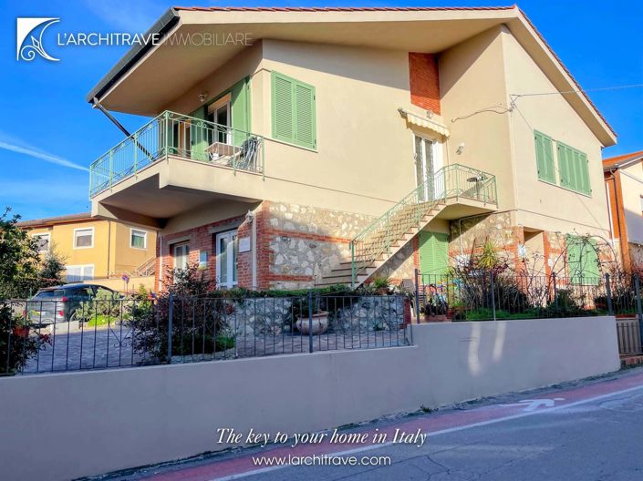 Image No.17-6 Bed Villa for sale