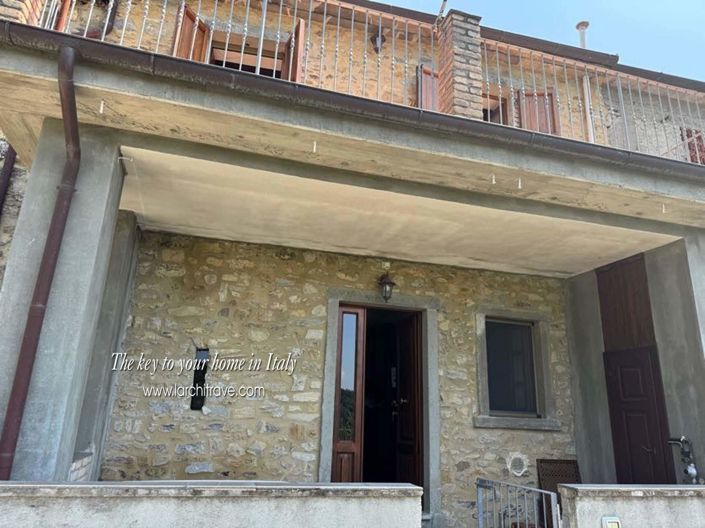 Image No.12-2 Bed House for sale