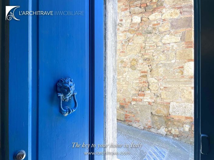 Image No.5-1 Bed House for sale