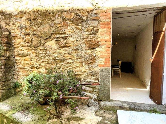 Image No.10-2 Bed House for sale