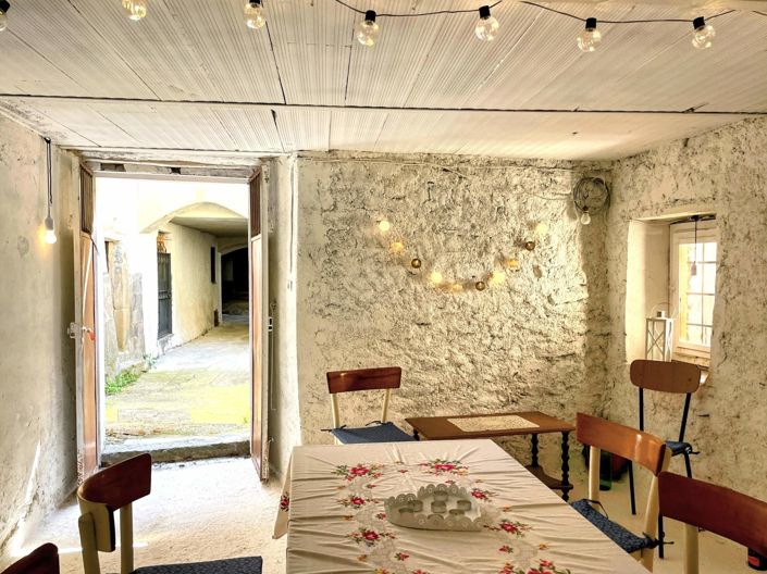 Image No.14-2 Bed House for sale